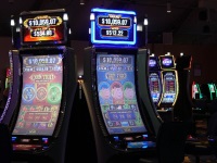 Striptizeta 101 u odmaralištu i kazinu planeta Holivud, koji je vlasnik megastar kazina, kamion za hranu off mill kazino