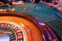 Jennifer mann casino sluДЌaj, politika puЕЎenja u kasinu Portsmouth, plavi epiphone kazino